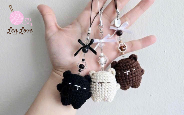 Top 3 mẫu móc khóa len đáng yêu tặng quà 20-10 4 Móc khóa len gấu